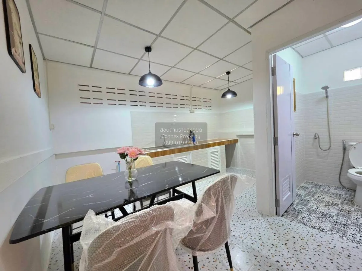 ขายทาวน์เฮ้าส์/ทาวน์โฮม  พนาสนธิ์ 8 ท้ายบ้าน ห้องมุม รีโนเวทใหม่ 