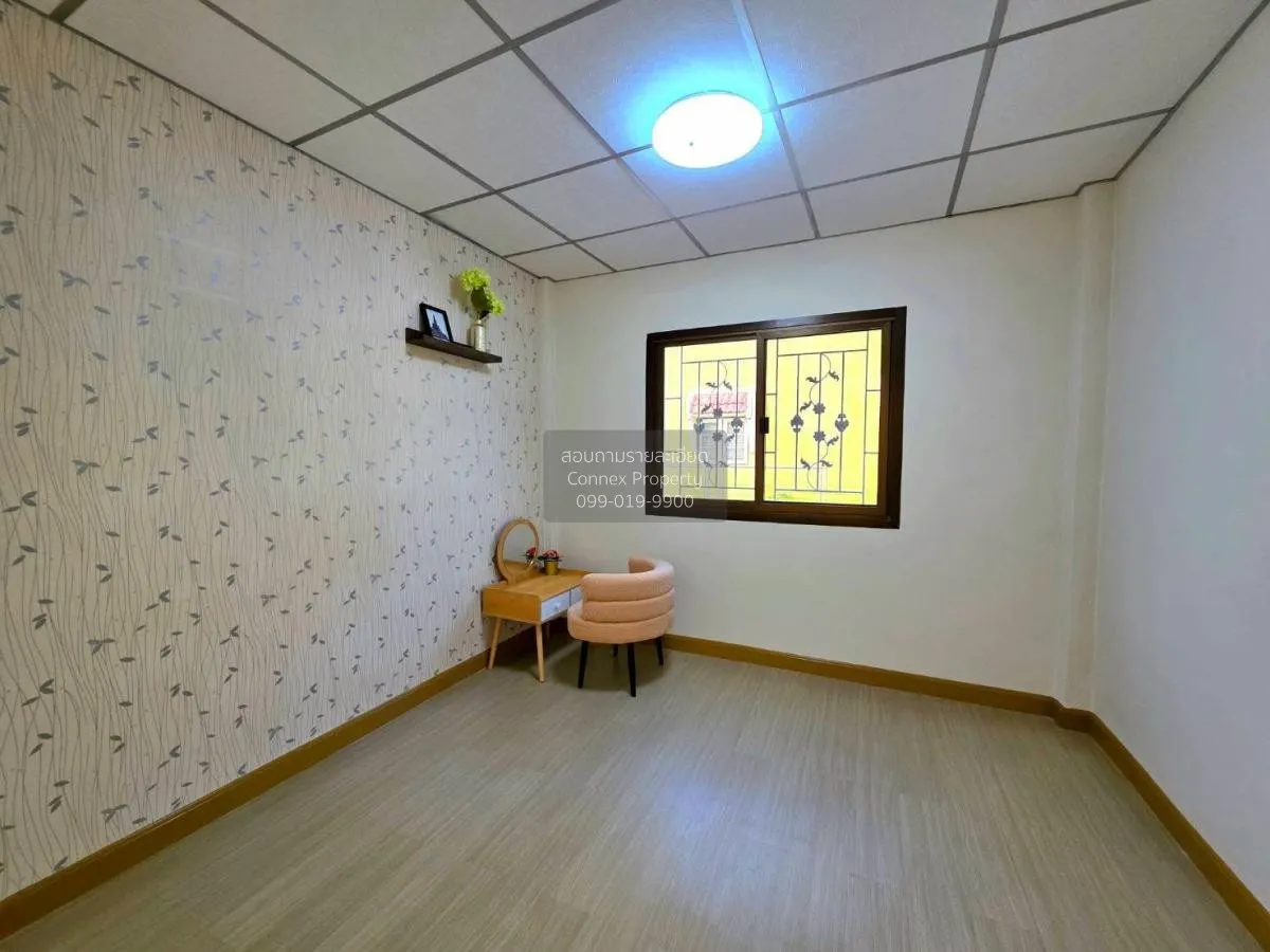 ขายทาวน์เฮ้าส์/ทาวน์โฮม  พนาสนธิ์ 8 ท้ายบ้าน ห้องมุม รีโนเวทใหม่ 