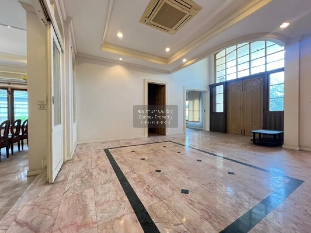 ขายบ้าน  ลดาวัลย์ ศรีนครินทร์ ชั้นสูง ห้องมุม หน้ากว้าง บางแก้ว บ 3