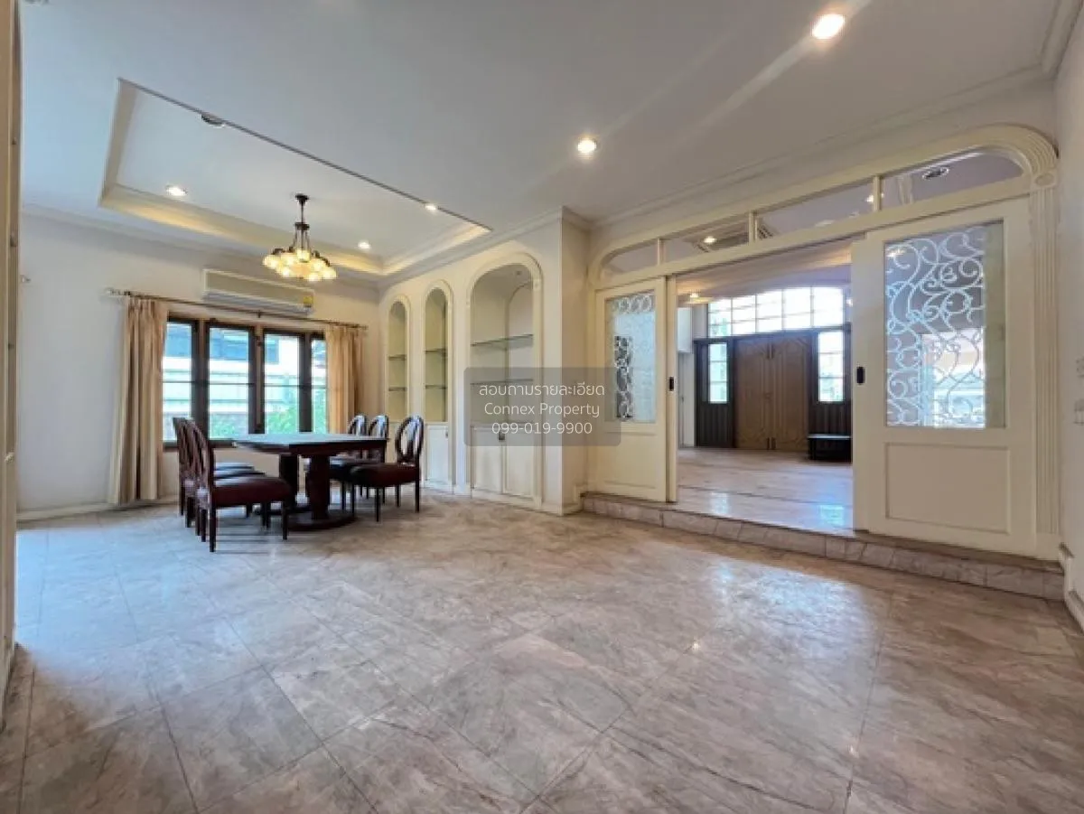 ขายบ้าน  ลดาวัลย์ ศรีนครินทร์ ชั้นสูง ห้องมุม หน้ากว้าง บางแก้ว บ