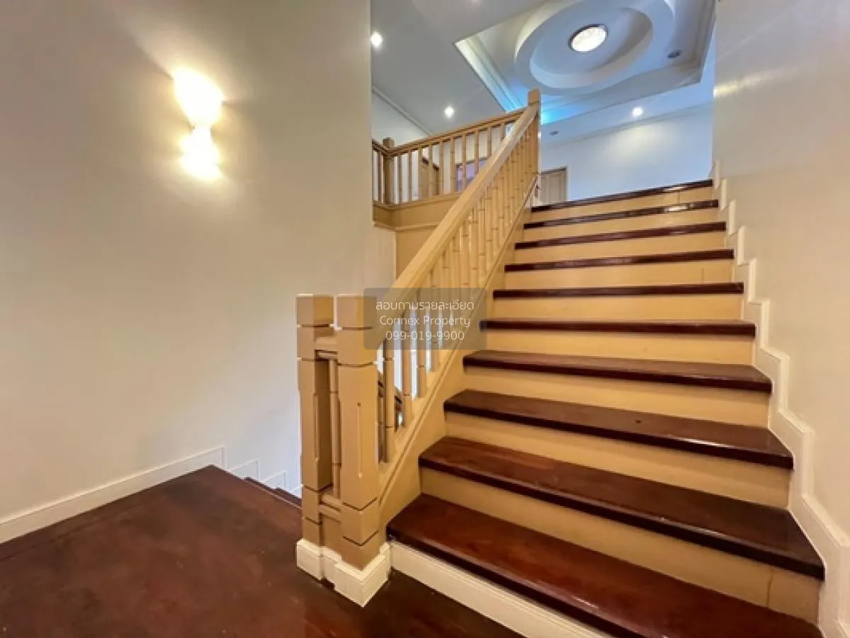 ขายบ้าน  ลดาวัลย์ ศรีนครินทร์ ชั้นสูง ห้องมุม หน้ากว้าง บางแก้ว บ