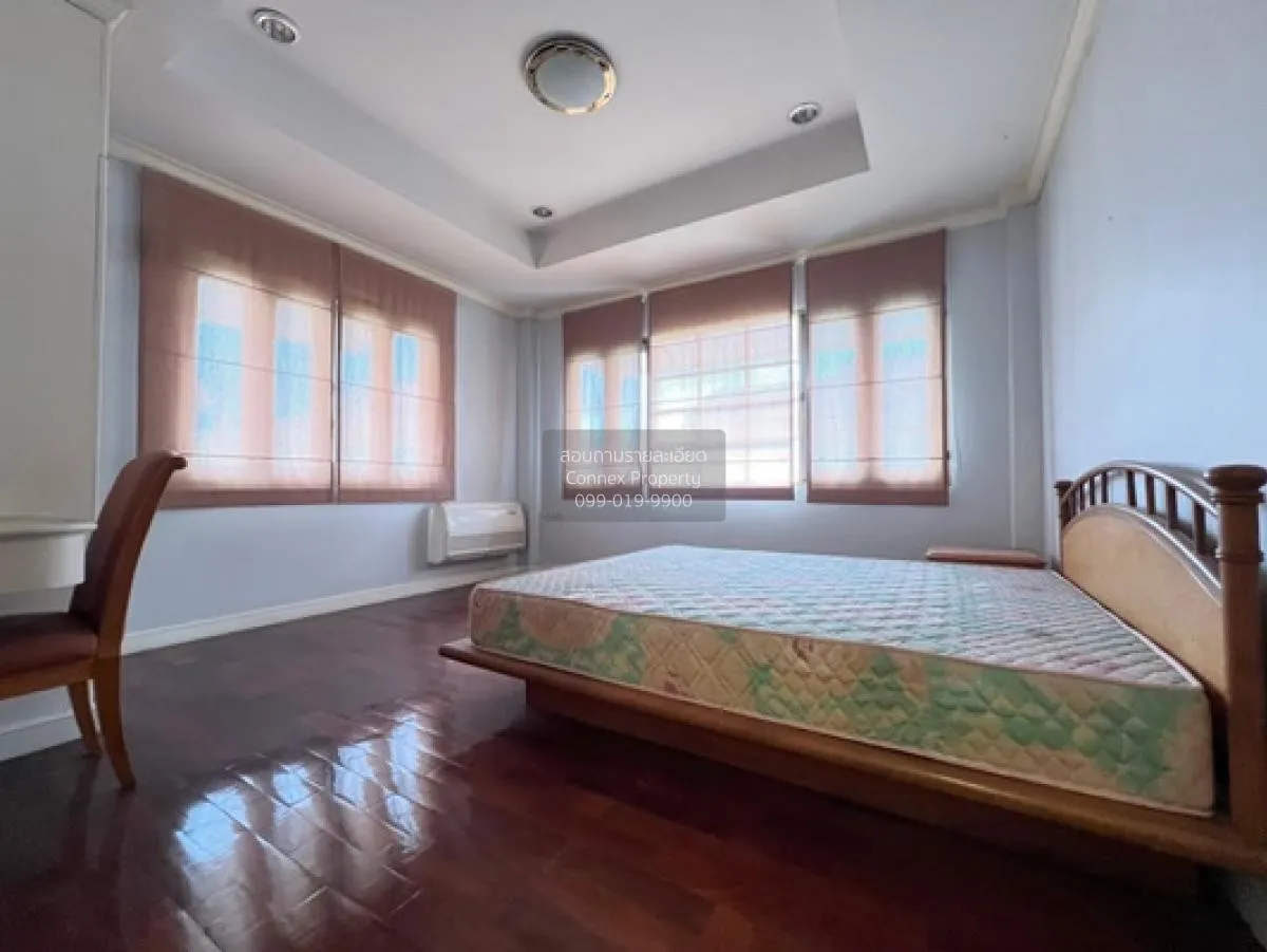 ขายบ้าน  ลดาวัลย์ ศรีนครินทร์ ชั้นสูง ห้องมุม หน้ากว้าง บางแก้ว บ