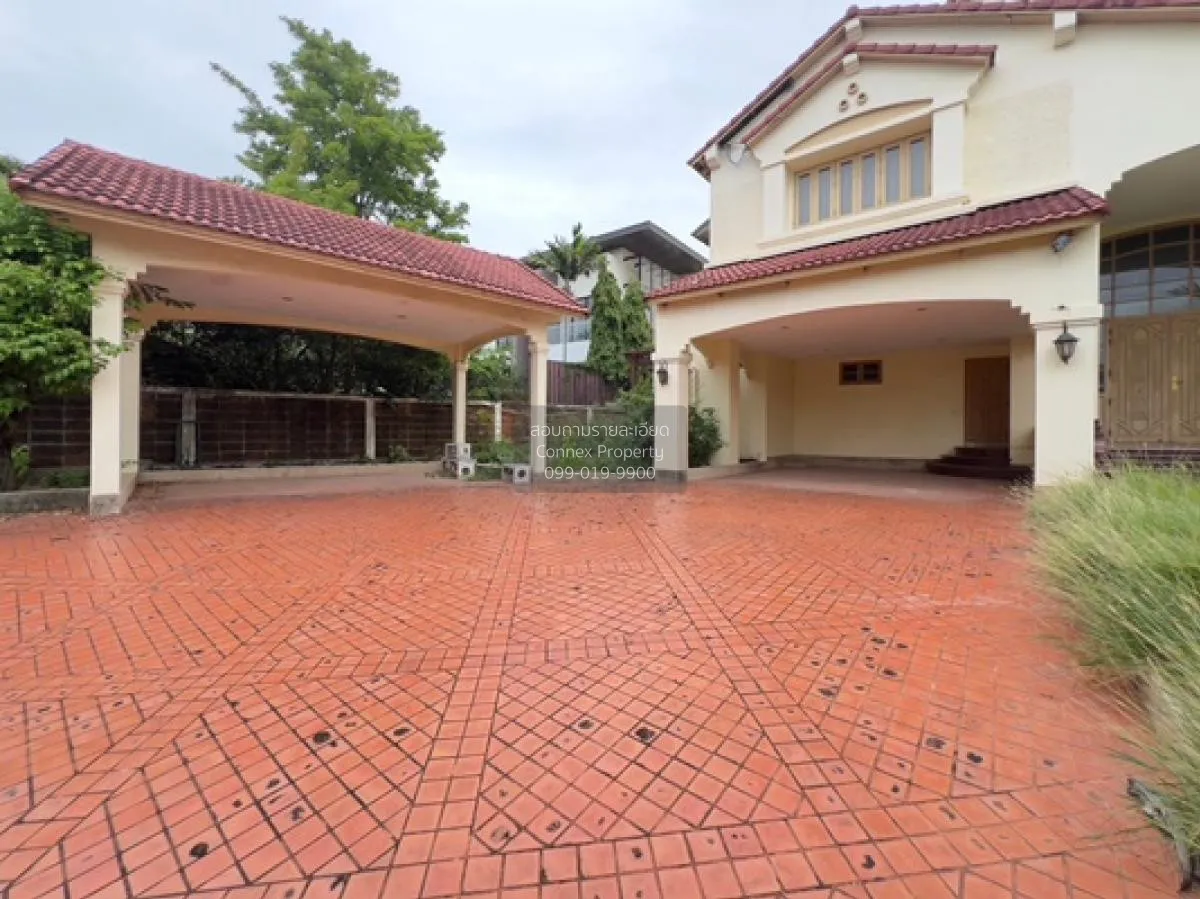 ขายบ้าน  ลดาวัลย์ ศรีนครินทร์ ชั้นสูง ห้องมุม หน้ากว้าง บางแก้ว บ