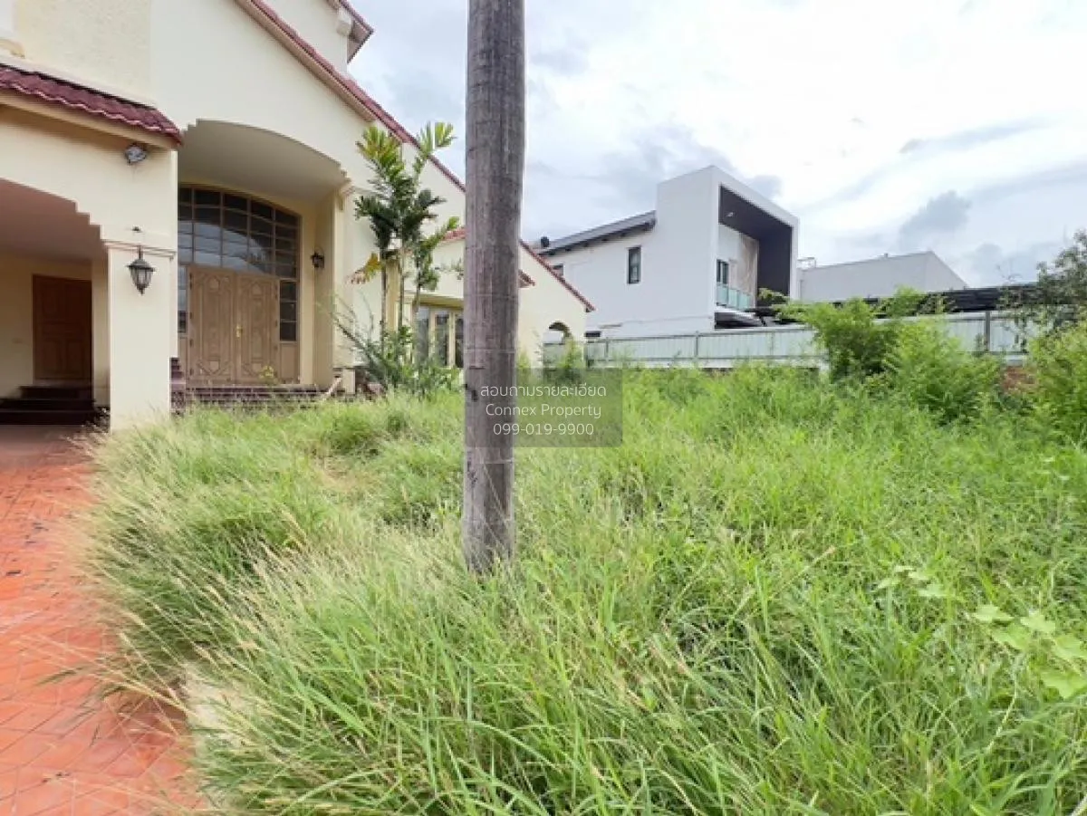 ขายบ้าน  ลดาวัลย์ ศรีนครินทร์ ชั้นสูง ห้องมุม หน้ากว้าง บางแก้ว บ