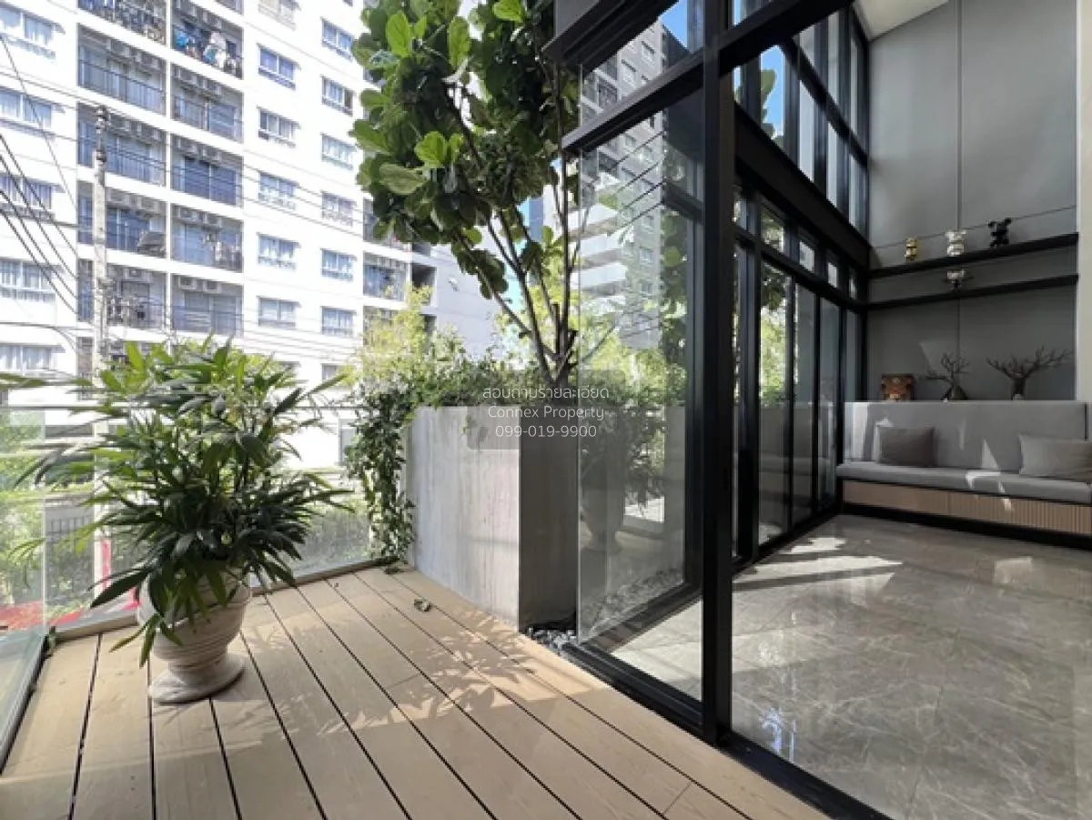 ขายสำนักงาน โฮมออฟฟิศ  4.5 ชั้น ตึกมุม The Mixx  แพรกษา ใกล้ BTS 