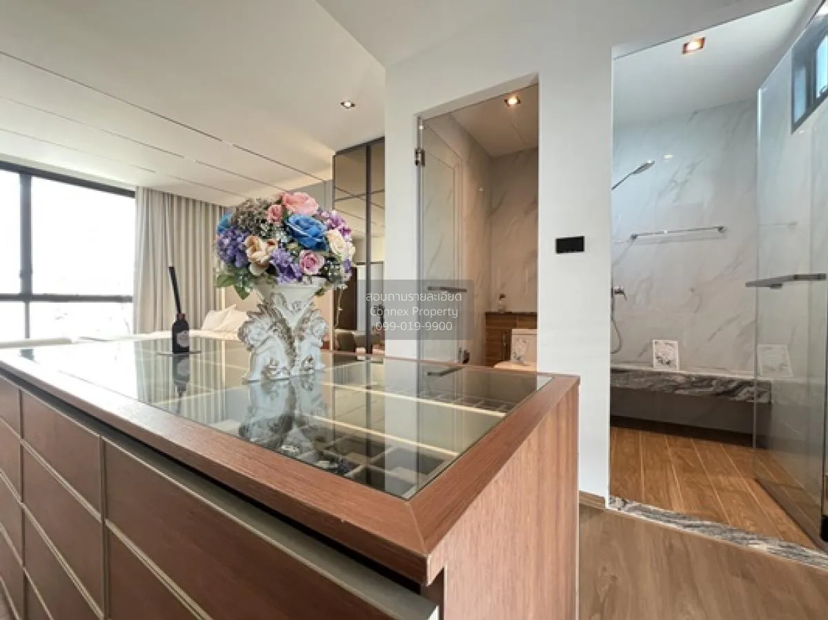 ขายสำนักงาน โฮมออฟฟิศ  4.5 ชั้น ตึกมุม The Mixx  แพรกษา ใกล้ BTS 