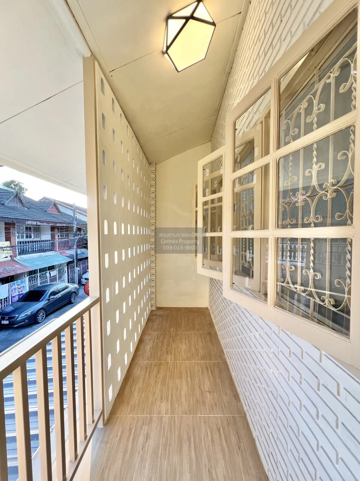 ขายทาวน์เฮ้าส์/ทาวน์โฮม  หมู่บ้าน ฉัตรแก้ว บางกะปิ รีโนเวทใหม่ MR