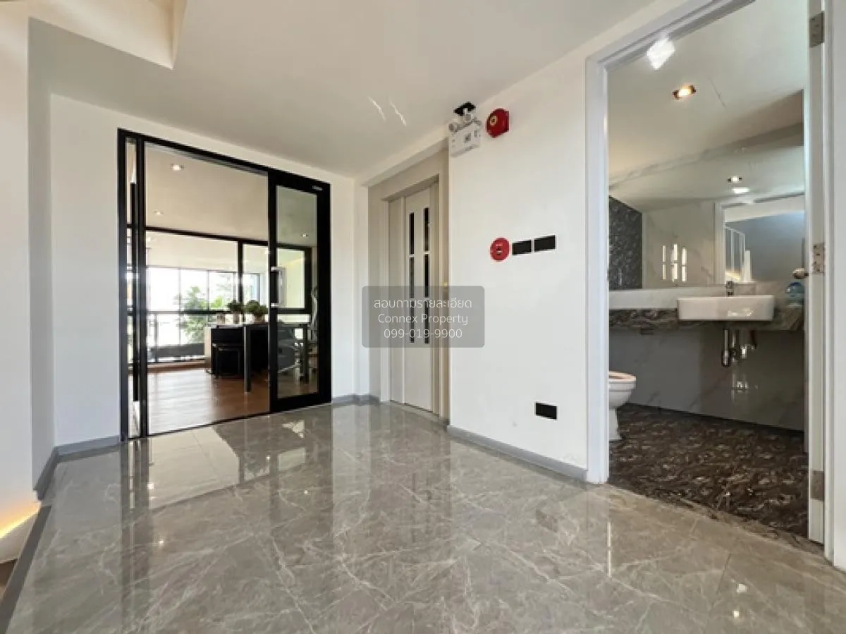 ขายสำนักงาน โฮมออฟฟิศ  4.5 ชั้น ตึกมุม The Mixx แพรกษา ใกล้ BTS แ