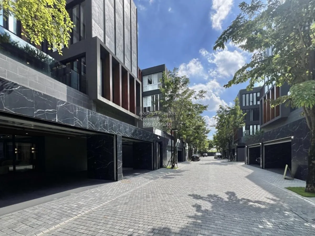 ขายบ้านเดี่ยว Bibury Village ศรีนครินทร์ 64.8 ตร.ว. 5 นอน 7 น้ำ ม