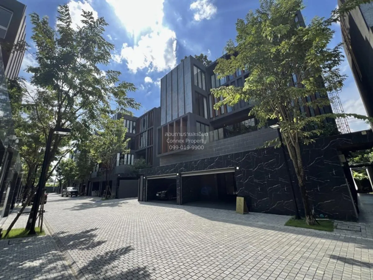 ขายบ้านเดี่ยว Bibury Village ศรีนครินทร์ 64.8 ตร.ว. 5 นอน 7 น้ำ ม