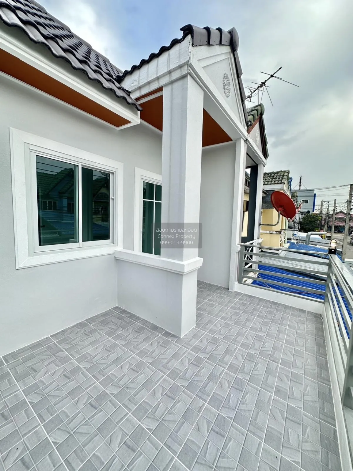 ขายทาวน์เฮ้าส์/ทาวน์โฮม  บ้านรัตนาธานี ซอยวัดลาดปลาดุก รีโนเวทใหม