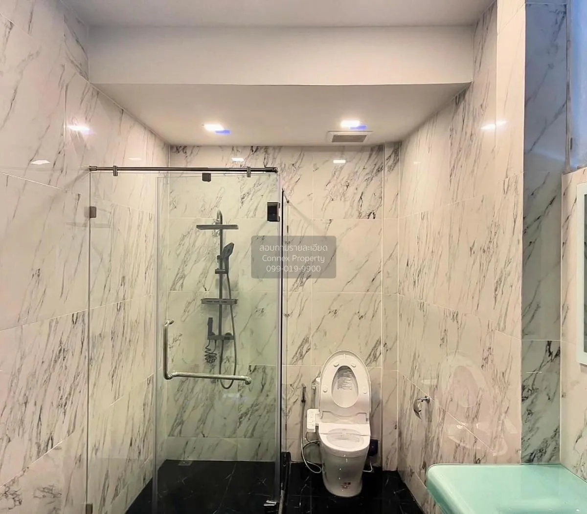 For Rent Townhome for rent ,Jareonkrung , newly renovated , Si Ph