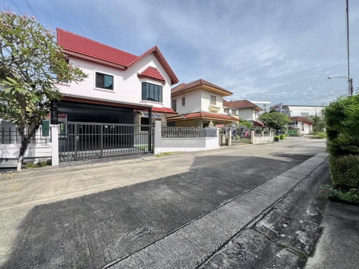 ขายบ้านเดี่ยว บ้านแมกไม้ วัรชพล รีโนเวทใหม่ ทั้งหลัง เนื้อที่ 65 