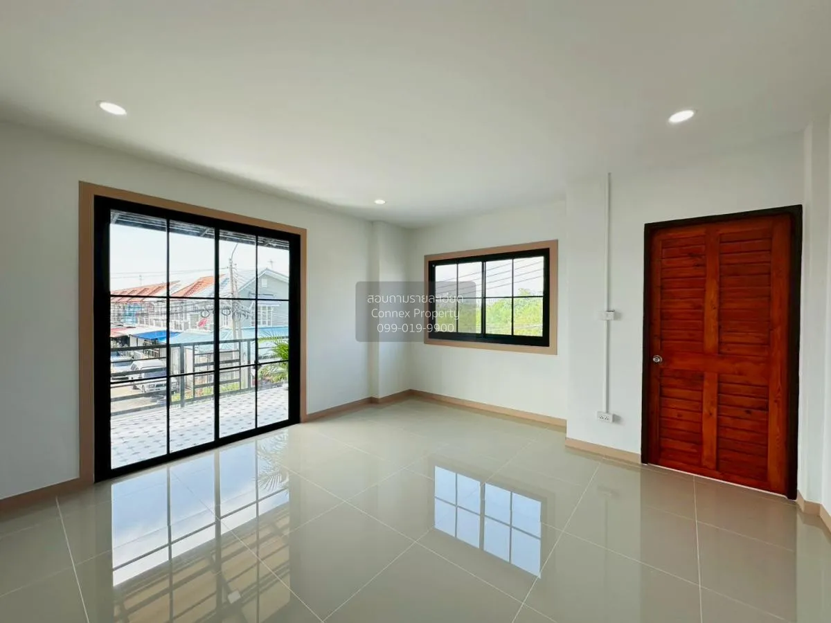 For Sale Townhouse/Townhome  , Baan Buathong 4 Baan Kluay-Sai Noi