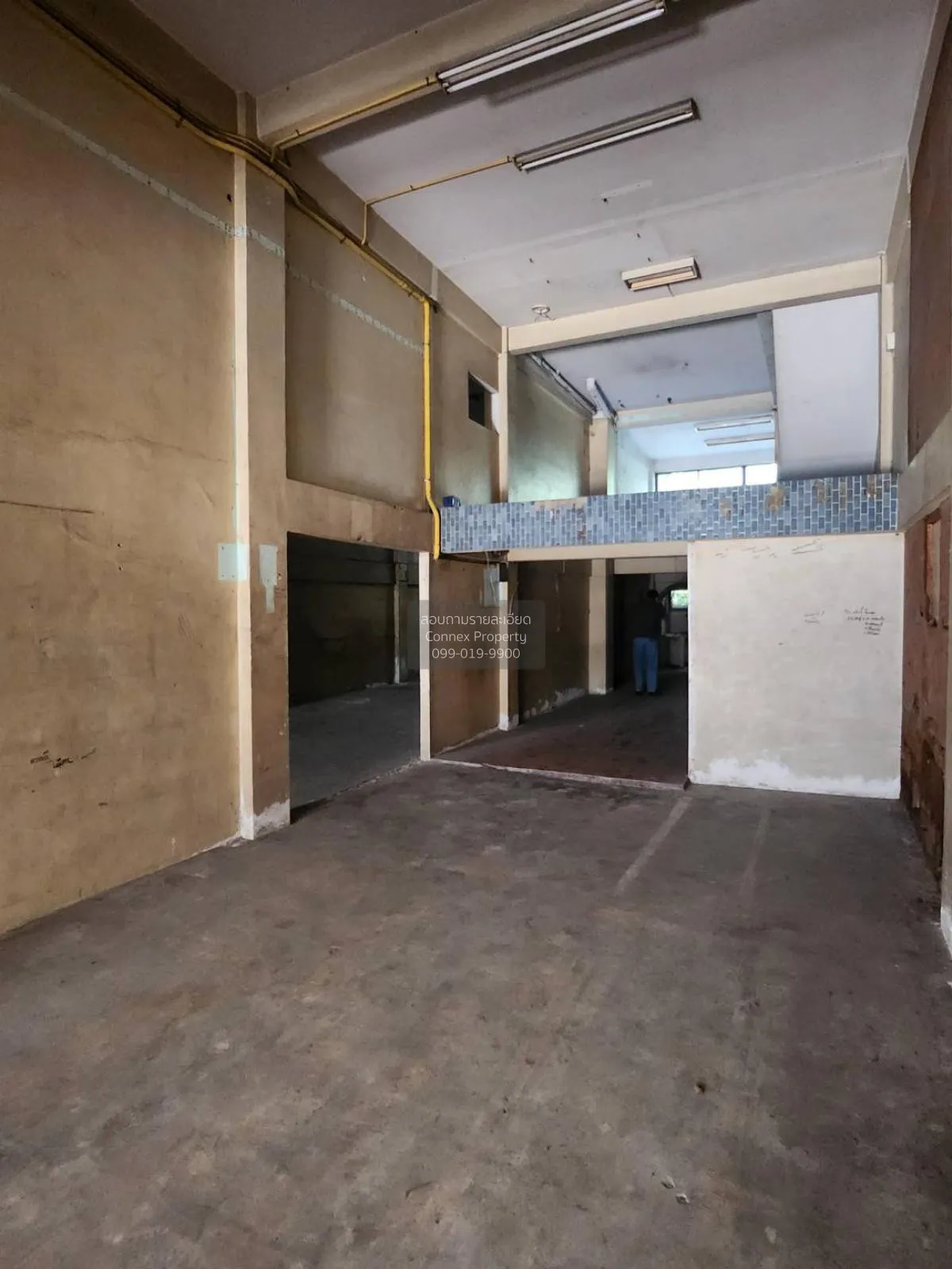 เช่าอาคารพาณิชย์ 4 ชั้น พื้นที่ 750 ตารางเมตร เจริญนคร 10 คองสาน  4