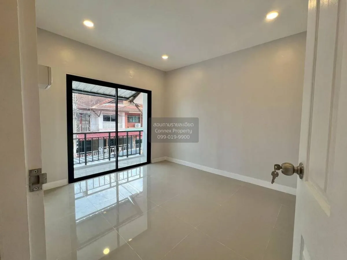 For Sale Townhouse/Townhome  , Baan Phrueksa 3 Bang Bua Thong , n