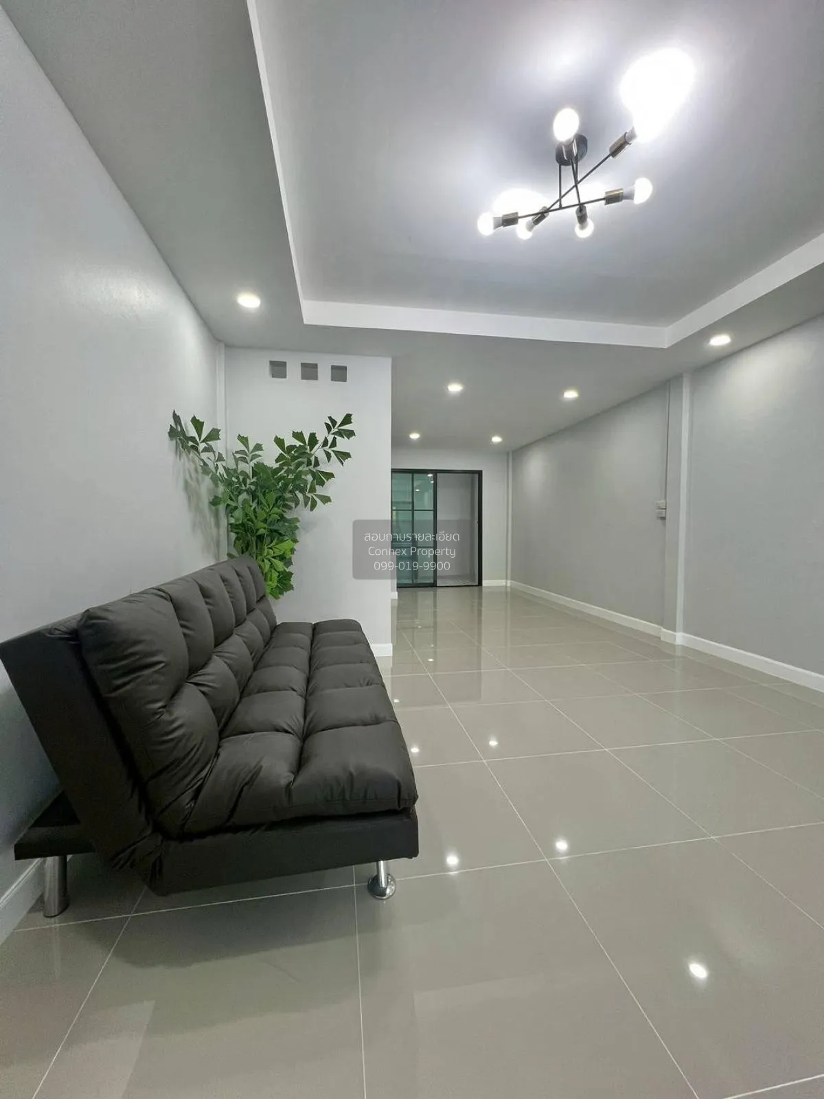 For Sale Townhouse/Townhome  , Baan Busakorn-Rattiya , newly reno 4