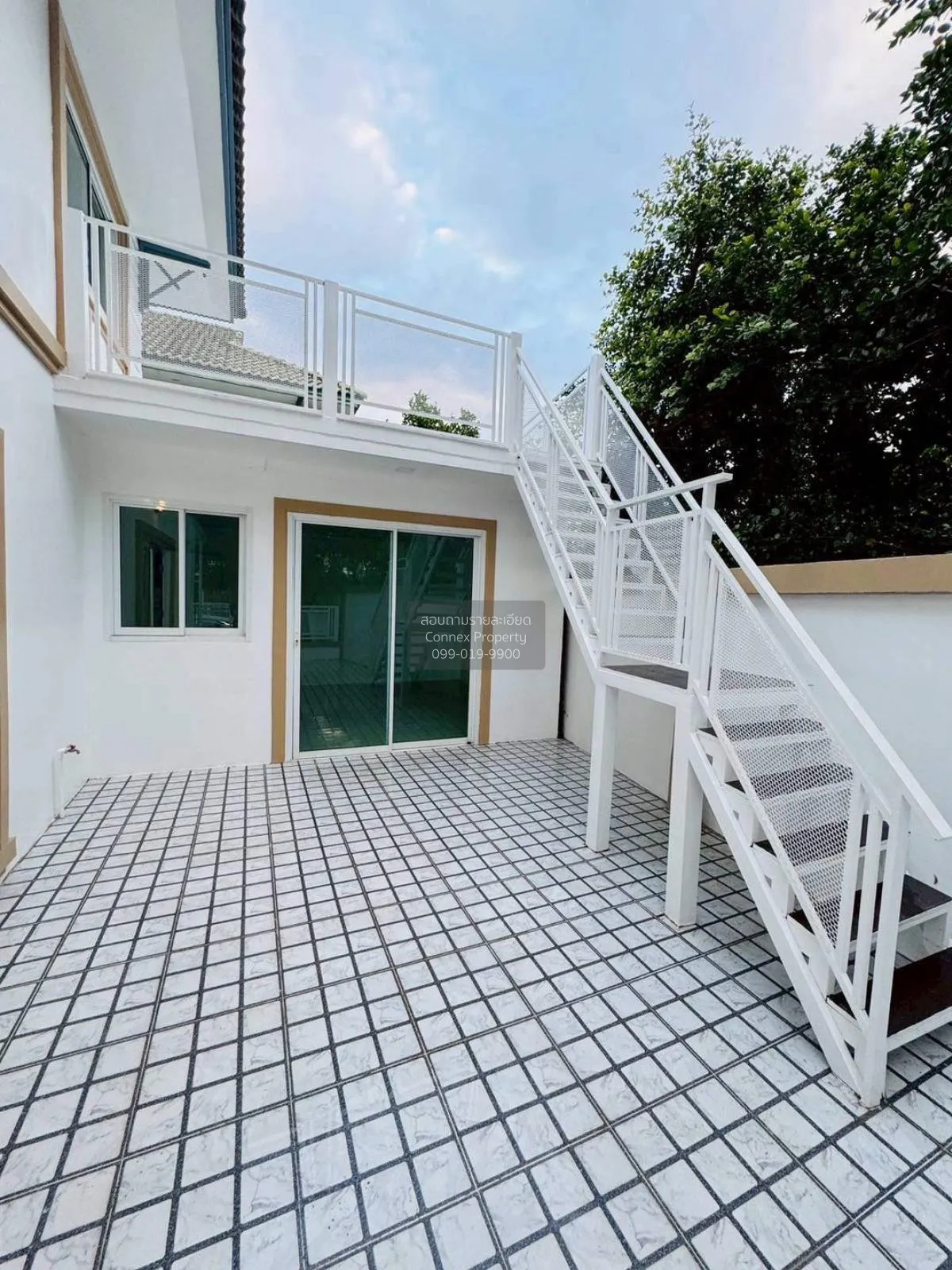 For Sale Townhouse/Townhome  , Baan Pruksa 18 Bangyai , corner un