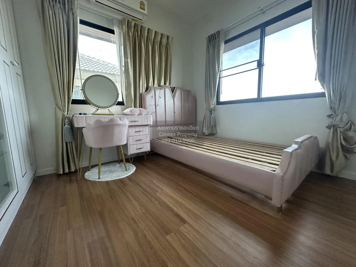 For Sale House , Thanyaphirom Grand Ville Khlong 7 , corner unit 