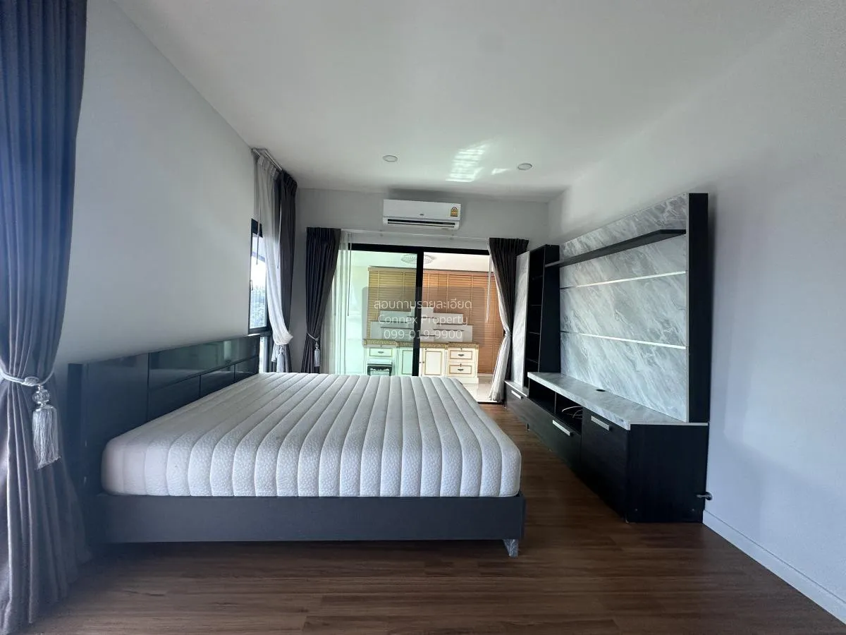 For Sale House , Thanyaphirom Grand Ville Khlong 7 , corner unit 