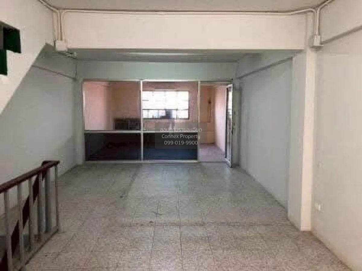 For Rent 4-storey commercial building on the main road, Ramkhamha 4