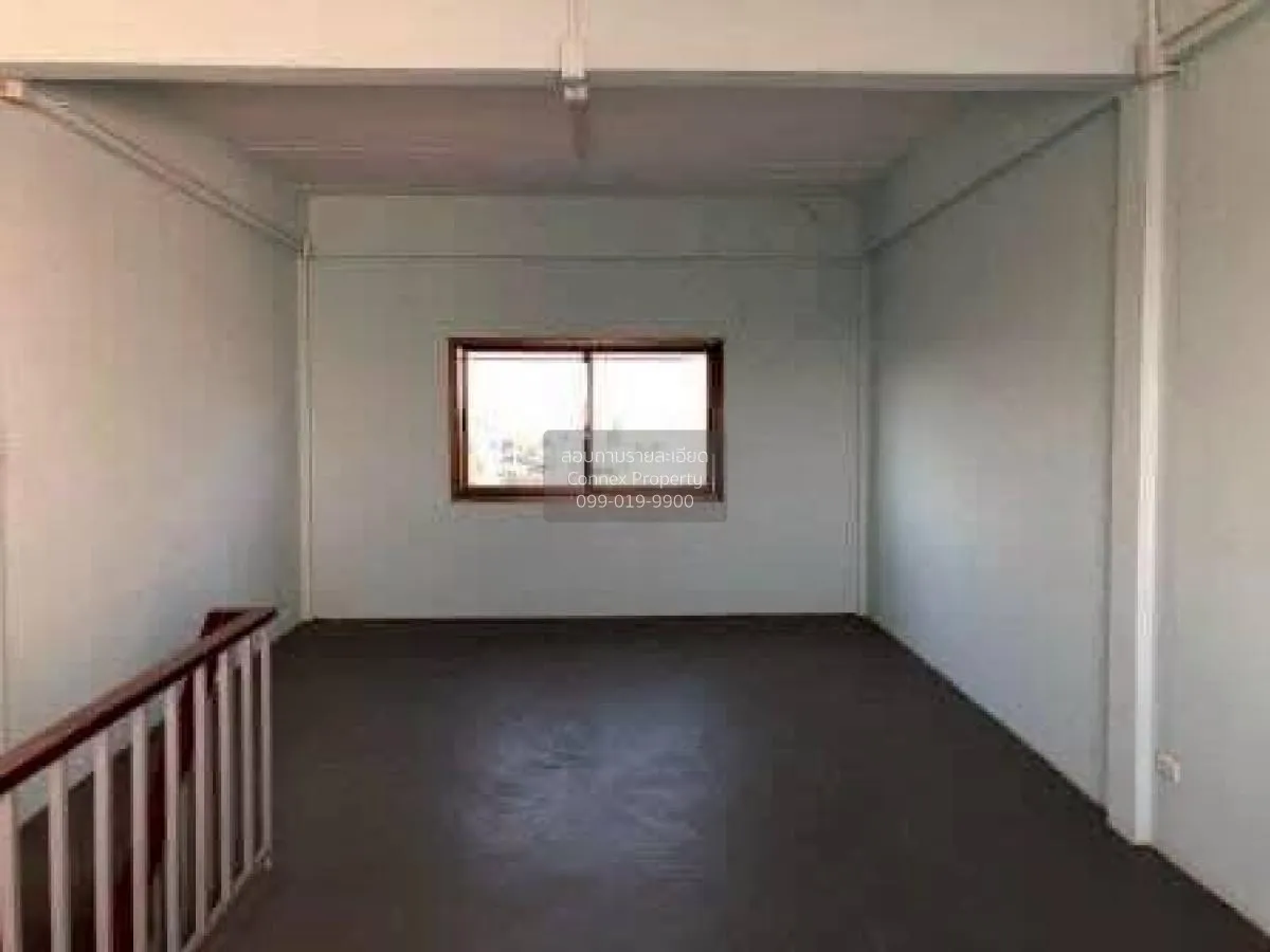 For Rent 4-storey commercial building on the main road, Ramkhamha