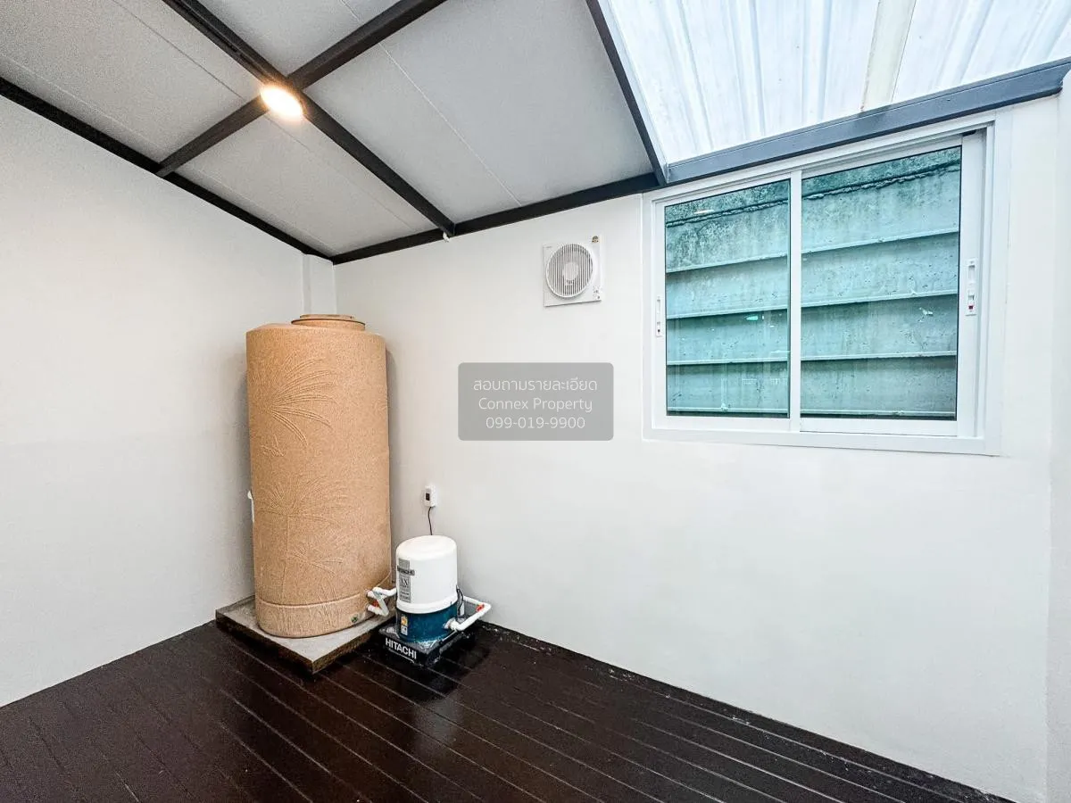 ขายทาวน์โฮม ลาดพร้าว 71 รีโนเวทใหม่ 3.15 ล้าน ใกล้ MRT 900 เมตร ว