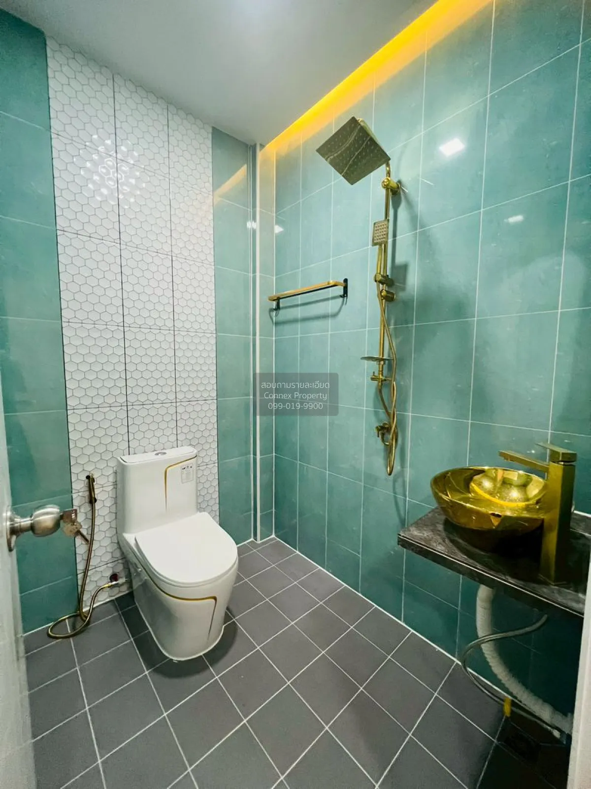 ขายทาวน์เฮ้าส์/ทาวน์โฮม  เพชรไพลิน พระยาสุเรนทร์ 35 รีโนเวทใหม่ บ