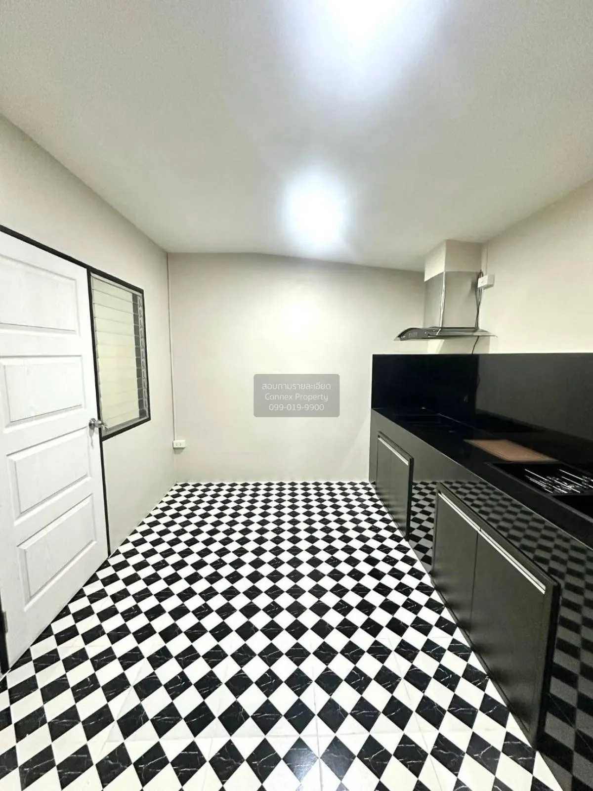 For Sale Townhouse/Townhome  , Baan Ngam Charoen 4 , newly renova