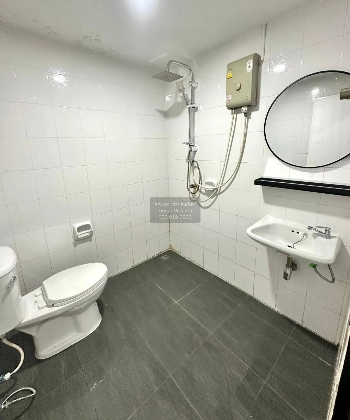 For Sale Townhouse/Townhome  , Baan Ngam Charoen 4 , newly renova