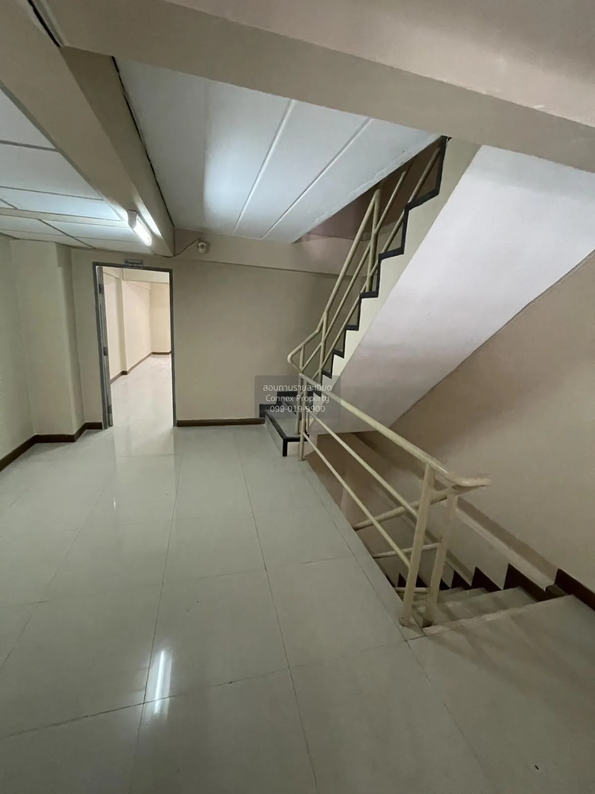 ขายทาวน์เฮ้าส์/ทาวน์โฮม  บ้านรุ่งกิจวิลล่า 9 ARL-ลาดกระบัง คลองสา