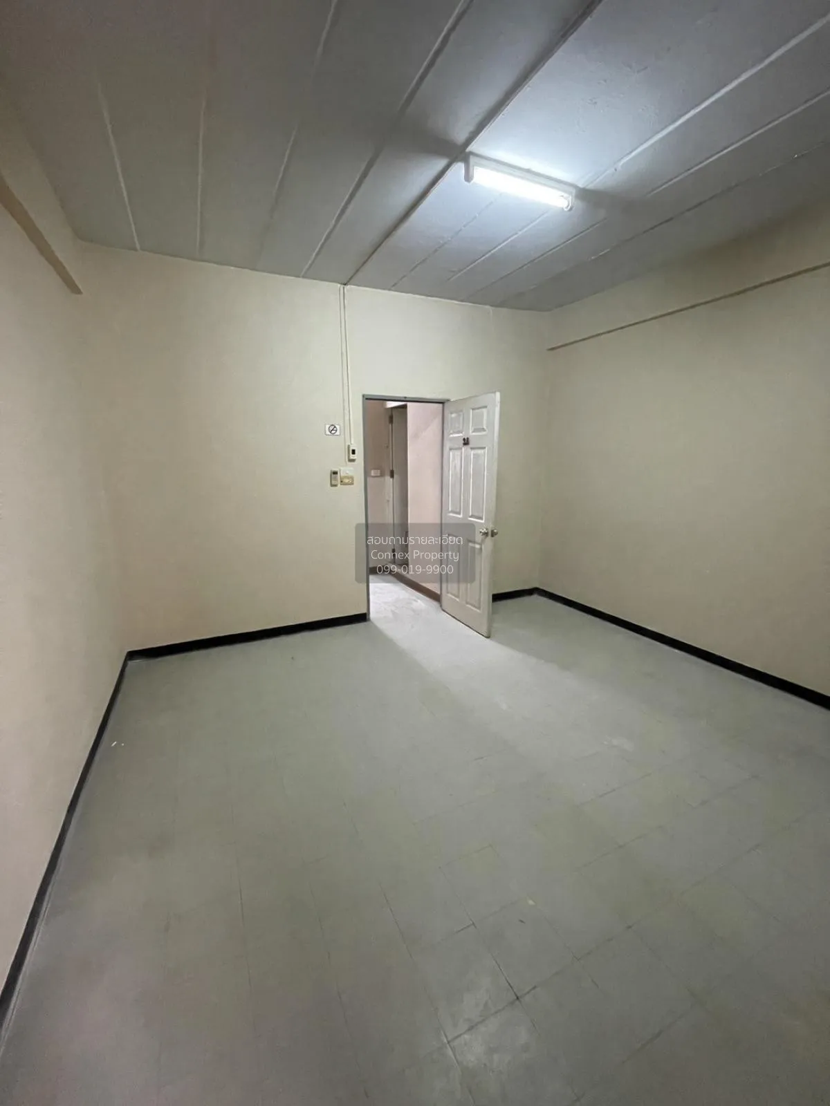 ขายทาวน์เฮ้าส์/ทาวน์โฮม  บ้านรุ่งกิจวิลล่า 9 ARL-ลาดกระบัง คลองสา