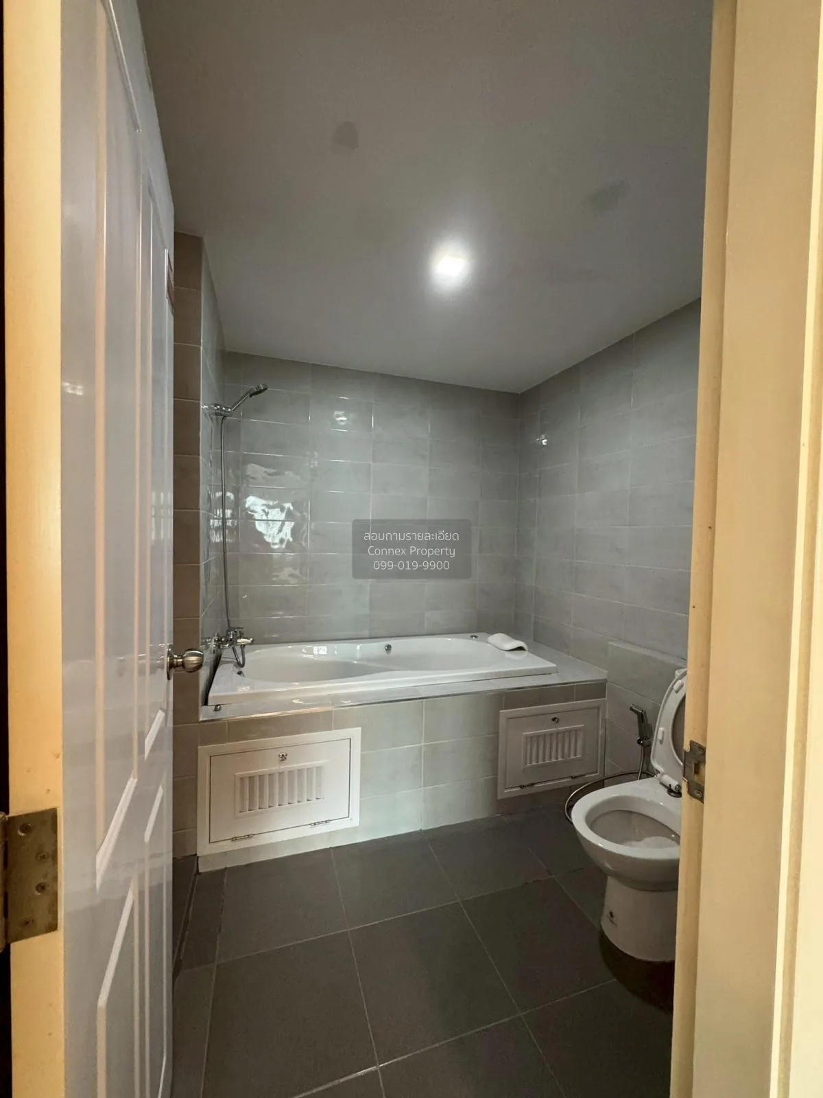 ขายคอนโด  เวียร์ 7 บางเสาธง บางเสาธง สมุทรปราการ CX-137155