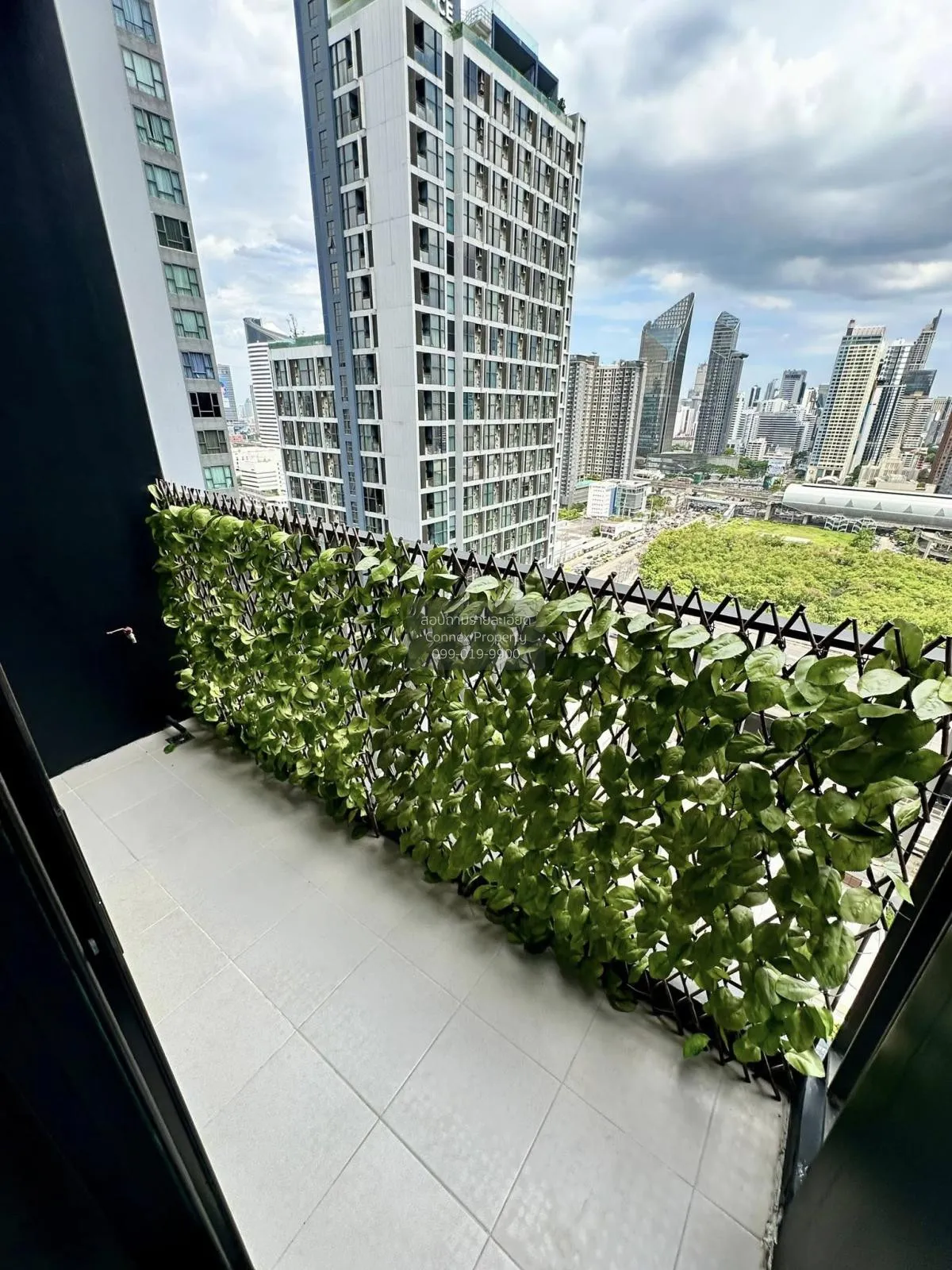 เช่าคอนโด  ไลฟ์ อโศก - พระรามเก้า MRT-พระราม 9 มักกะสัน เขต ราชเท