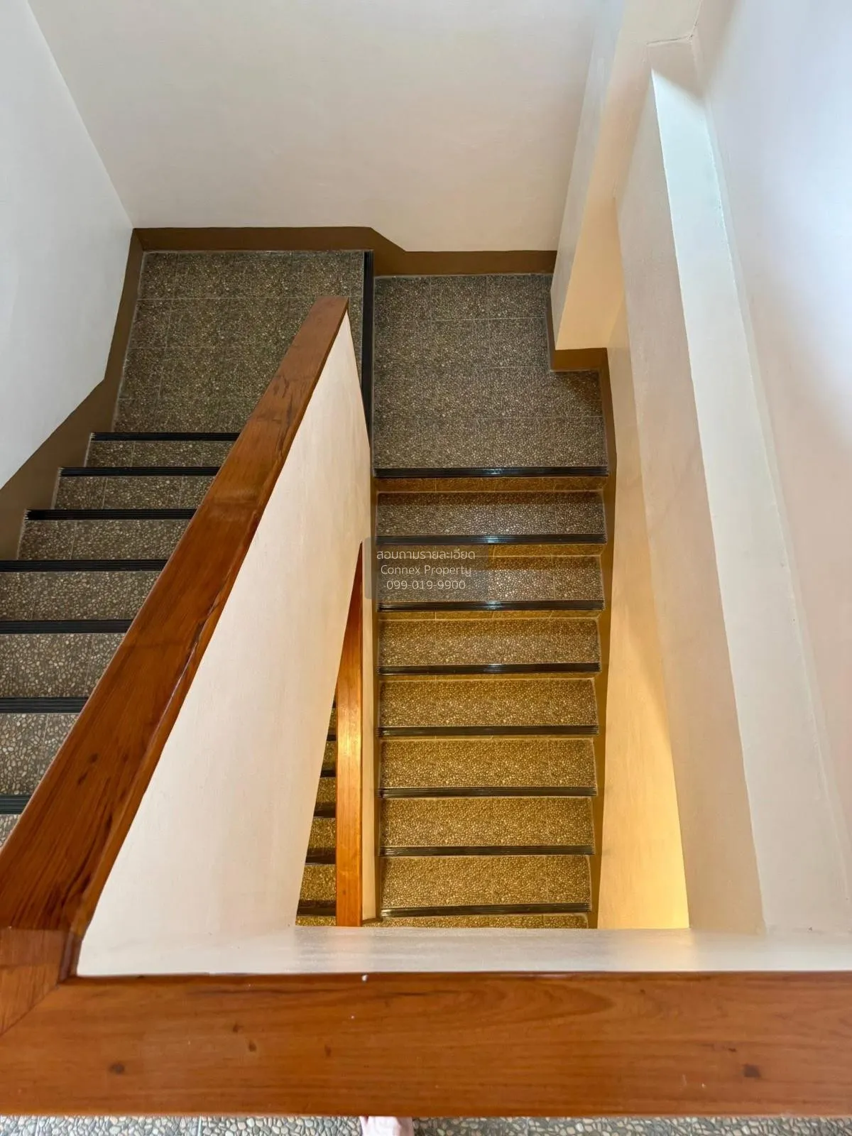 ขาย บ้าน 3 ชั้น มีดาดฟ้า ซ.จรัญสนิทวงศ์ 45 แยก 3 แขวงอรุณอมรินทร์