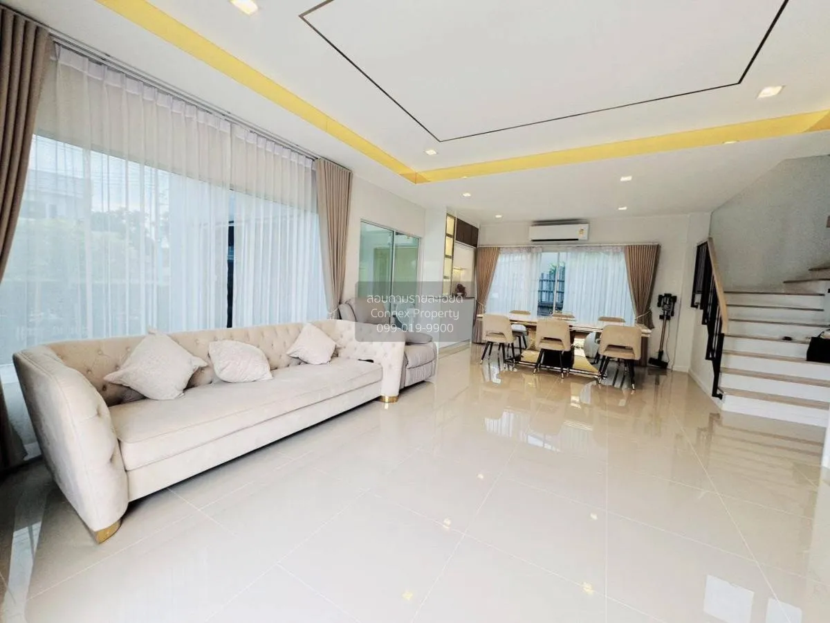 For Sale House , Laddarom Tiwanon , corner unit , wide frontage ,