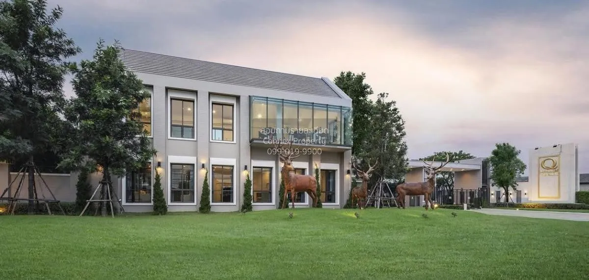 For Sale House , Laddarom Tiwanon , corner unit , wide frontage ,