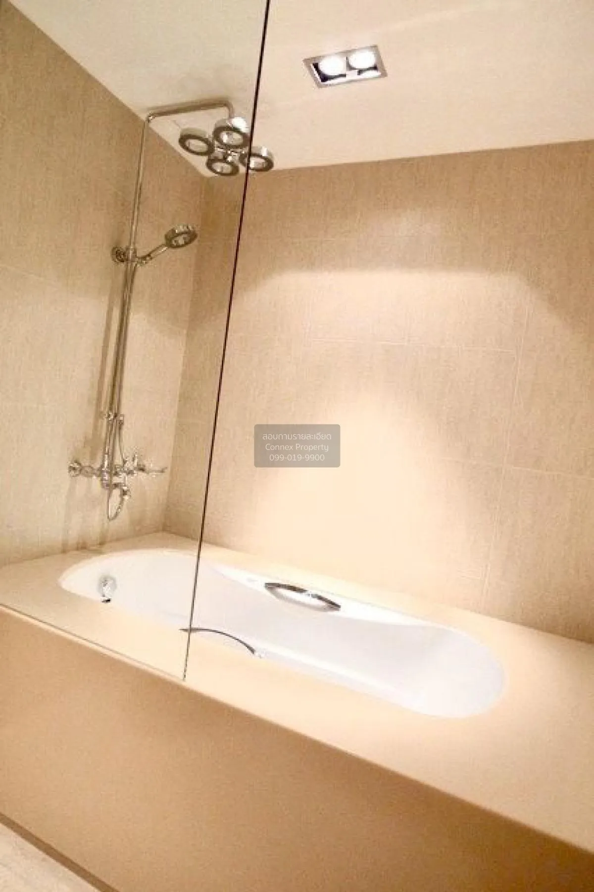 ขายคอนโด  เดอะ โคลเวอร์ ทองหล่อ BTS-ทองหล่อ คลองตันเหนือ เขต วัฒน