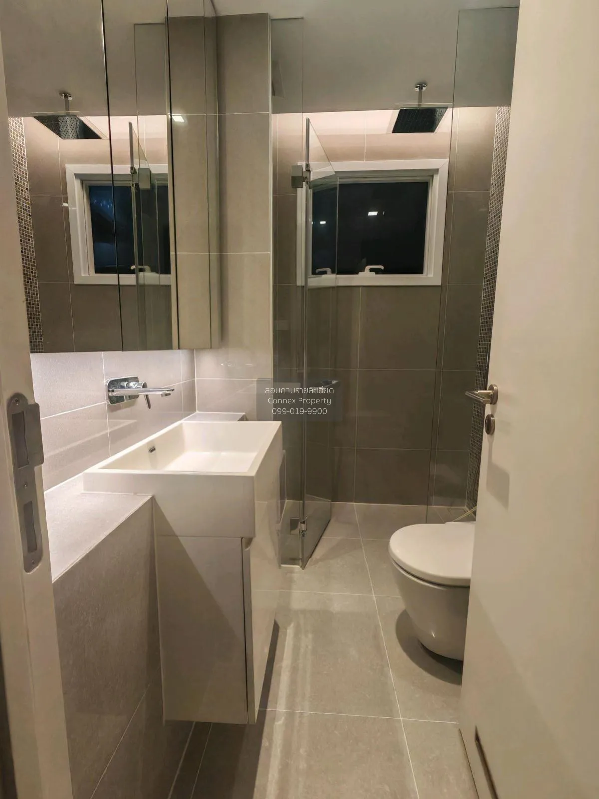 เช่าคอนโด  เดอะ เซนต์ เรซิเดนซ์ MRT-พหลโยธิน จอมพล  เขต จตุจักร ก