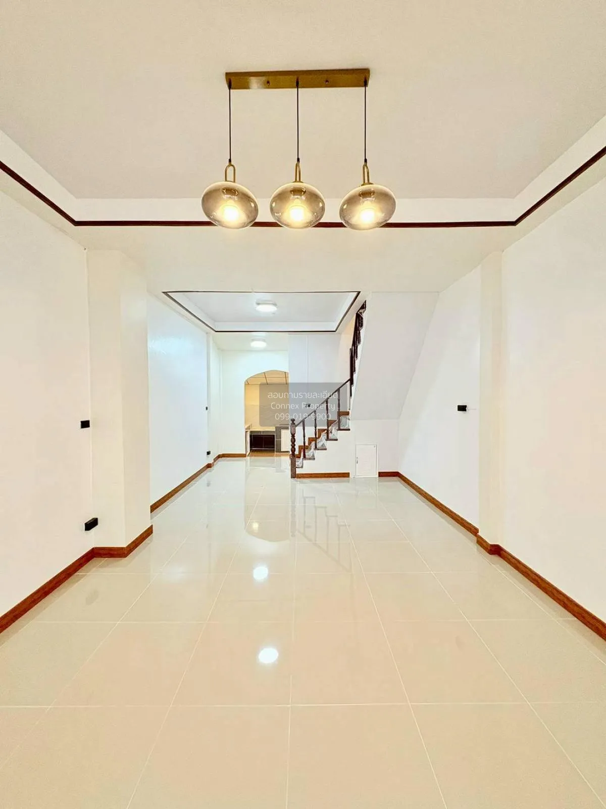 For Sale Townhouse/Townhome  , Asia Home Town , newly renovated , 4