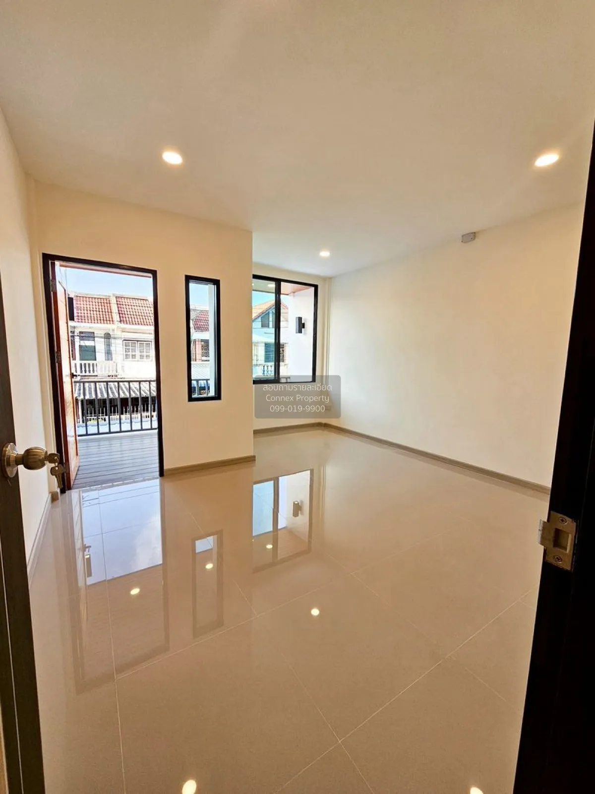 For Sale Townhouse/Townhome  , Yoocharoen Vibhavadi , newly renov