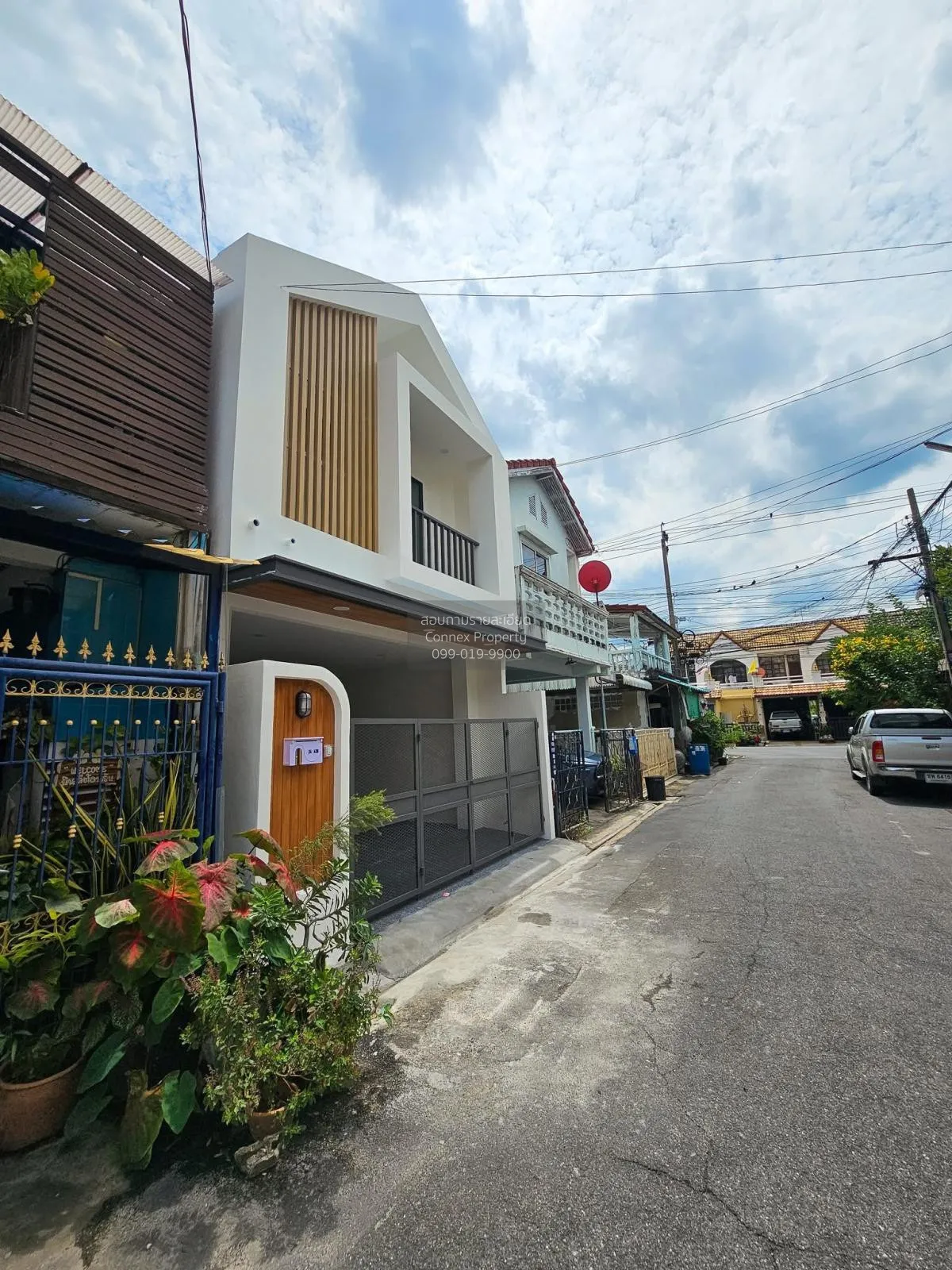 For Sale Townhouse/Townhome  , Yoocharoen Vibhavadi , newly renov 1