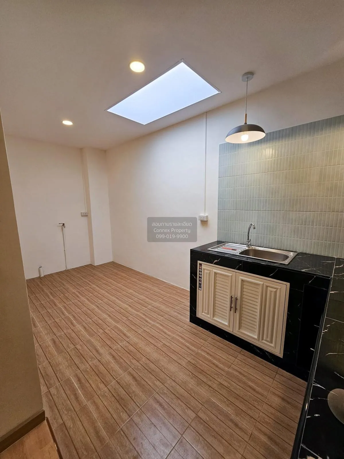 For Sale Townhouse/Townhome  , Yoocharoen Vibhavadi , newly renov