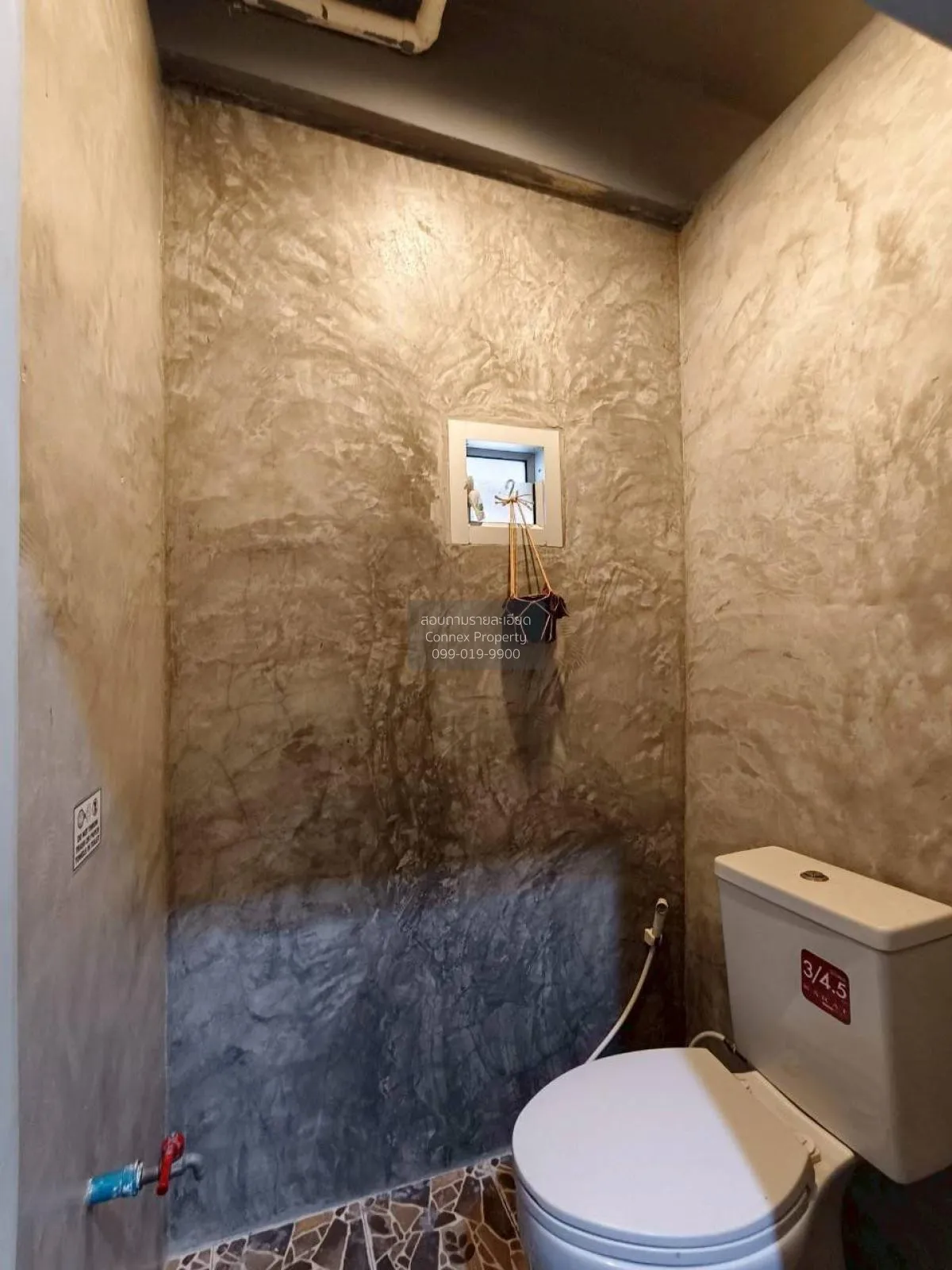 For Rent 4-storey townhouse usable area 300 sqm Silom Bang Rak Ba