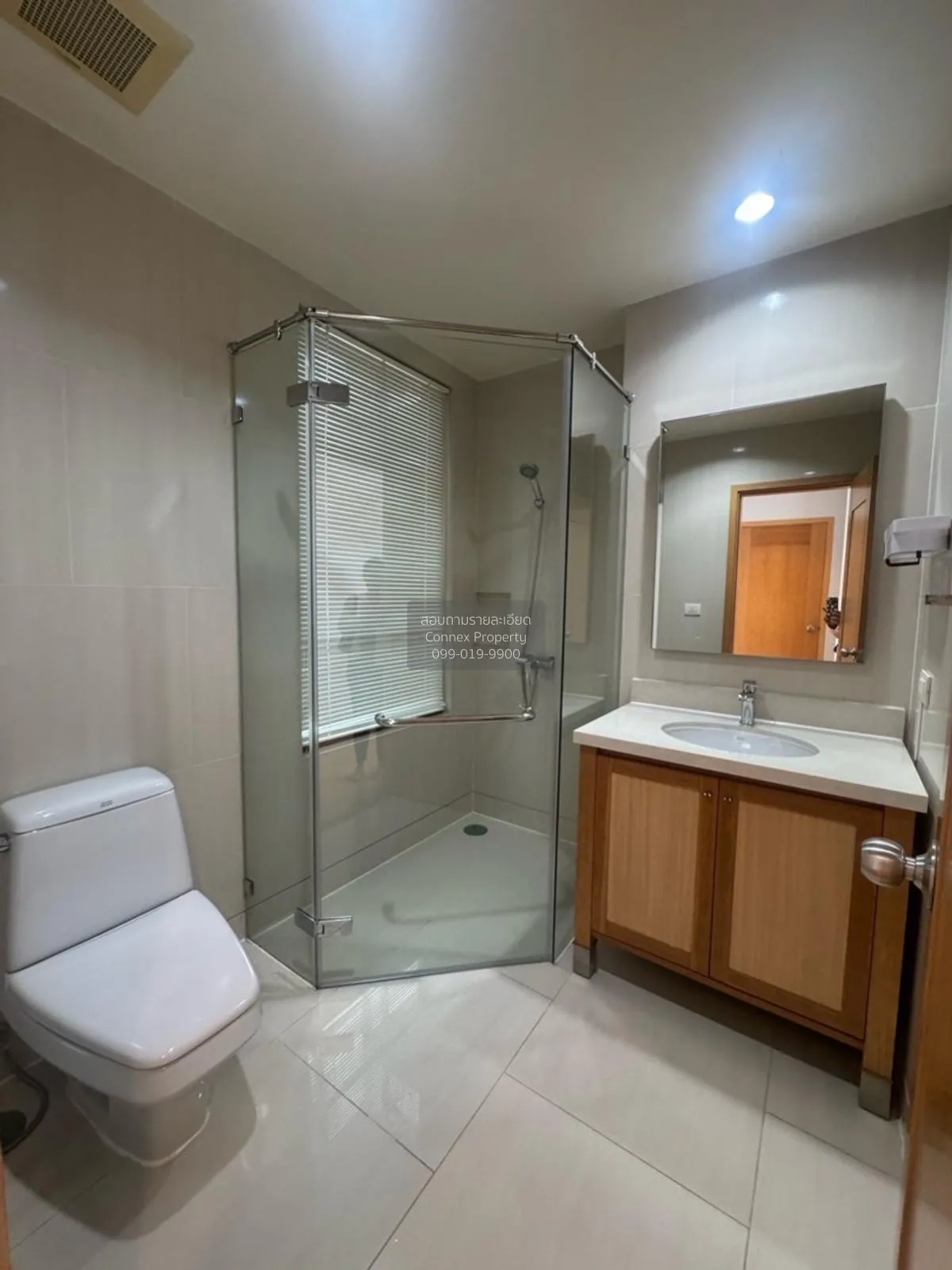 เช่าคอนโด  ดิ เอ็มโพริโอ เพลส BTS-พร้อมพงษ์ คลองเตย เขต คลองเตย ก