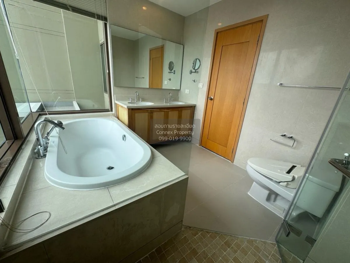 เช่าคอนโด  ดิ เอ็มโพริโอ เพลส BTS-พร้อมพงษ์ คลองเตย เขต คลองเตย ก