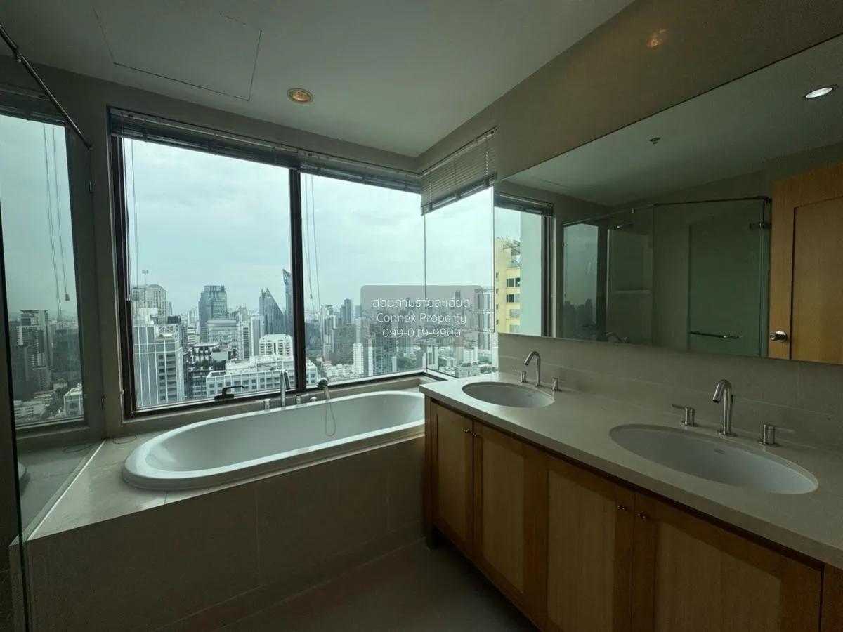 เช่าคอนโด  ดิ เอ็มโพริโอ เพลส BTS-พร้อมพงษ์ คลองเตย เขต คลองเตย ก