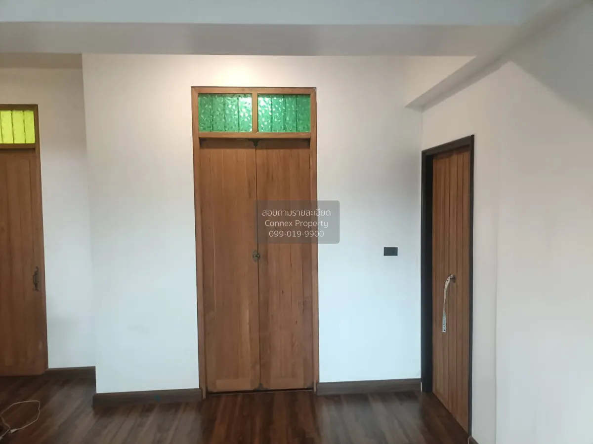 For Sale Condo , Premier Place Rama 9 , high floor , corner unit 