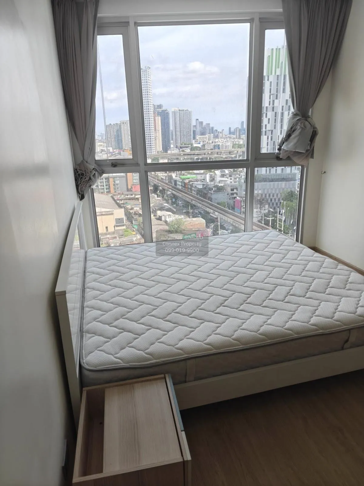 For Sale Condo , Sky Walk Residences , high floor , BTS-Phra Khan 2