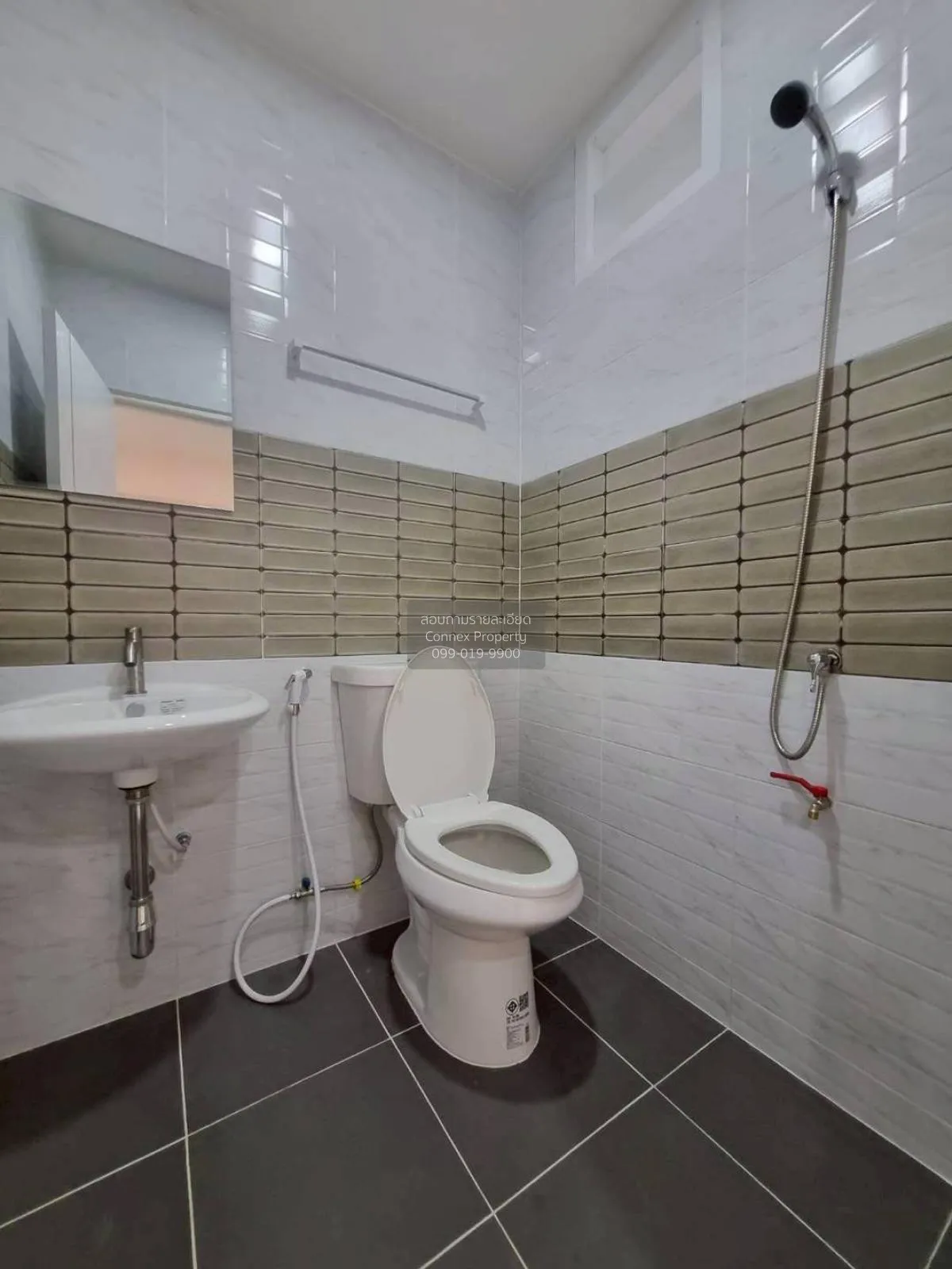 For Sale Townhouse/Townhome  , Baan Nunticha 4 , newly renovated 